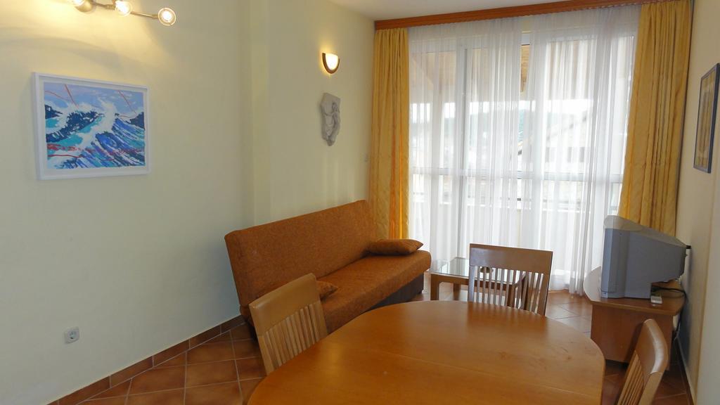 Villa Dvorine Тисно Экстерьер фото